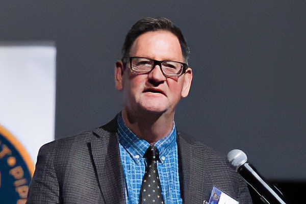 マイケル・J・ブラウリー氏